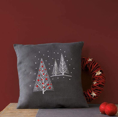Vervaco Vervaco Christmas Trees Cushion Embroidery Kit 40x40cm