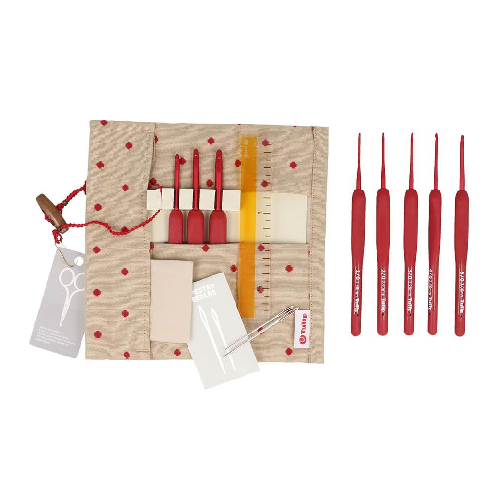 Tulip Etimo Red Crochet Hook with Cushion Grip Set - Wools Of Nations