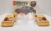 RESALE SHOP - AMT/ERTL 1/25 Richard Petty Grand Prix Stock Car 8044