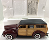 RESALE SHOP - Danbury Mint 1:24 1940 Ford Deluxe Station Wagon Limited Ed - L/N