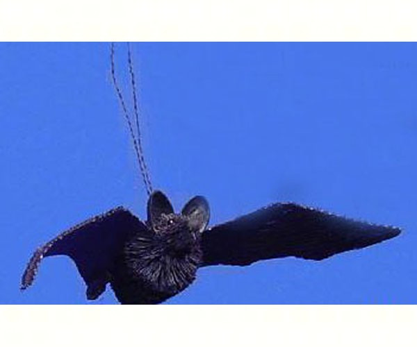 BRUSHART - Bat with Sisal Loop Ornament (BRUSHOR25)