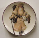 BY BARB - 1" Scale Dollhouse Miniature - Old Fashion Santa In White Coat (CDD564)