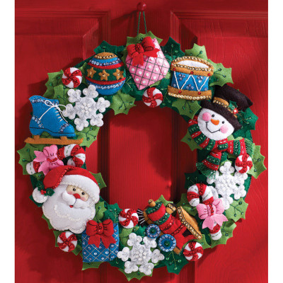 Bucilla Cookies & Candy Wreath Felt Applique Kit 15 Round