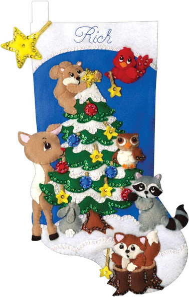 TOBIN - Woodland Friends Stocking Felt Applique Kit - 18" Long (DW5250) 021465052502