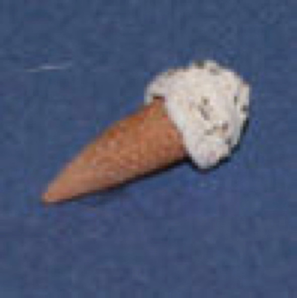 RAINDROP MINIATURES - 1" Scale Dollhouse Miniature - Ice Cream Cone - Cookies & Cream (158)