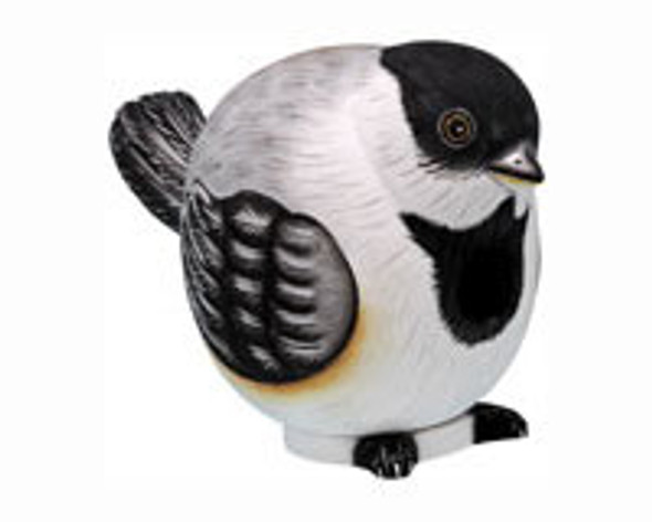 SONGBIRD ESSENTIALS - Chickadee "Gord-O" Shaped Birdhouse SE3880060 645194773950