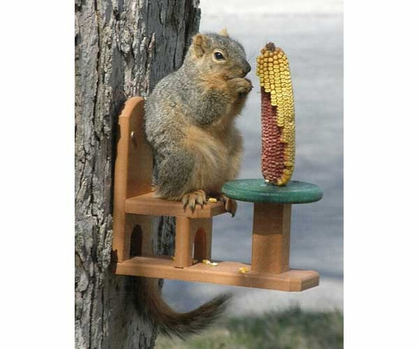 SONGBIRD ESSENTIALS - Recycled Poly Squirrel Feeder Table & Chair (SE526) 645194005266