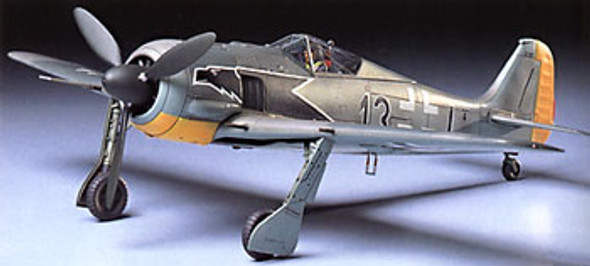 TAMIYA - 1/48 Focke Wulf FW190 A3 - Plastic Model Airplane Kit (61037) 4950344610372