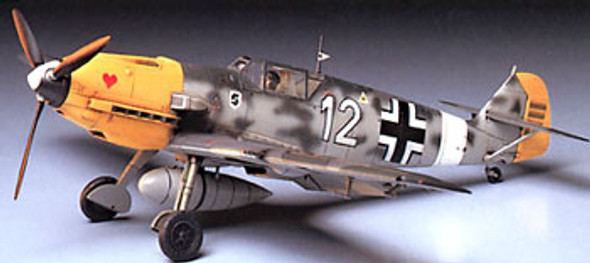 TAMIYA 1/48 Messerschmitt Bf109E-4/7 Tropical Plastic Model Airplane Kit (61063) 4950344610631