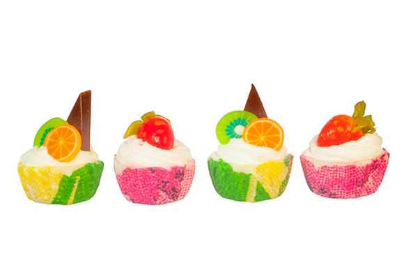 OakridgeStores.com | AZTEC - Kiwi And Strawberry Cupcakes Set Of 4 - Dollhouse Miniature (G7593)