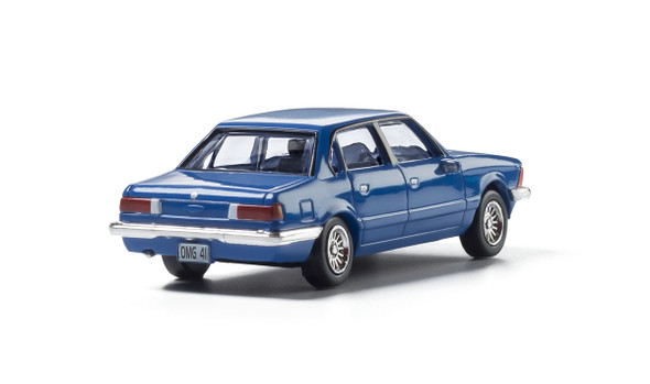 OakridgeStores.com | WOODLAND SCENICS - Blue Sedan - HO Scale 724771053637