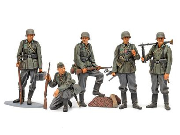 OakridgeStores.com | TAMIYA 1/35 German Infantry Set Mid-WWll Plastic Military Figure Model Kit (TAM-35371) 4950344353712
