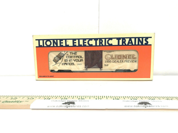 OakridgeStores.com | Lionel O Scale 1995 Toy Fair Dealer Preview Boxcar #6-19937 - NIB