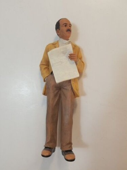 RESALE SHOP - Dollhouse Miniature 1:12 Scale Sculpted Doll Man Holding Newspaper