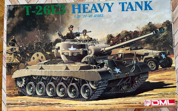 RESALE SHOP - Dragon Model 1/35 Scale WWII T-26E3 Heavy Tank Model Kit - 6032 [HB6]