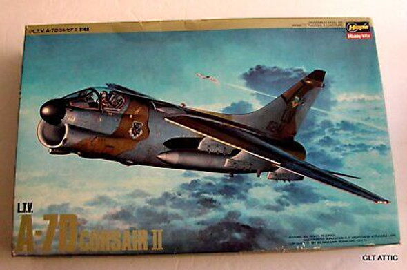 RESALE SHOP - Hasegawa 1/48 Scale A-7D LTV Corsair II Airplane Model Kit - P13 [HT5]