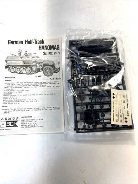 RESALE SHOP - ESCI 1:72 German Half-Track Hanomag Sd.Kfz.251/1  #8002 - NIOB (U54)