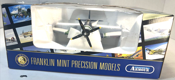 RESALE SHOP - Franklin Collection Armour 1: 48 F4U Corsair "Marines" #B11E063 Die-Cast - NIB