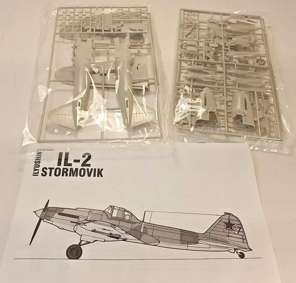 RESALE SHOP - ACCURATE MINIATURES 1/48 Ilyushin IL-3 Single Seater Stormovik #3408 [U58]