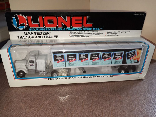 RESALE SHOP - NOB Lionel Alka-Seltzer Tractor And Trailer #6-12811 Die-Cast O Gauge