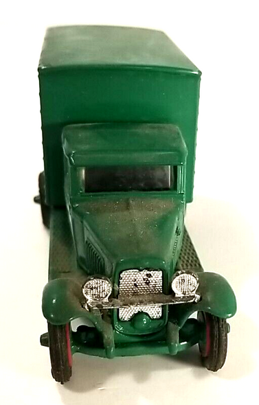 RESALE SHOP - Ertl 1:43 DieCast 1930 REA Chevrolet Delivery Truck - preowned