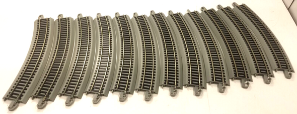 RESALE SHOP - Lot of 12 Bachmann Ho Scale 18 Inch Radius 30° Curve Tracks - Preowned