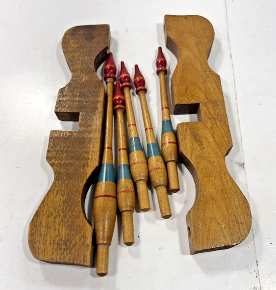 RESALE SHOP - VTG Milton Bradley Wood Ring Toss With 4 Rings - preowned