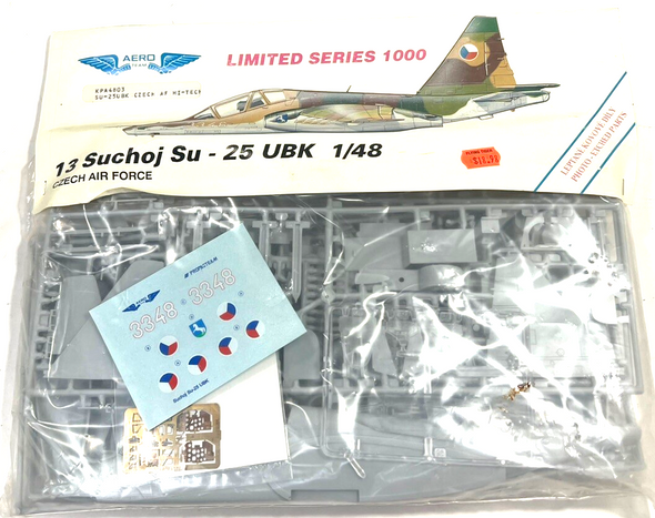 RESALE SHOP - Aero Team 13 Suchoj Su-25 In 1:48 Czech Air Force - NIOB