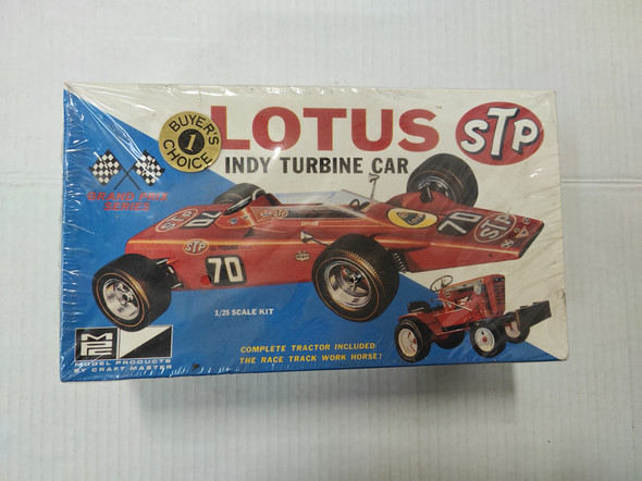 RESALE SHOP - MPC 1/25 LOTUS INDY TURBINE CAR STP + Tractor Model Kit 6025