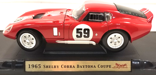 RESALE SHOP - Yatming 1:18  Road Signature 1965 Shelby Cobra Daytona Coupe #92408 - NIOB