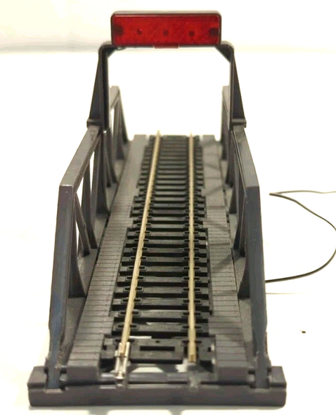 RESALE SHOP - HO Scale Truss Bridge, Lights - untested