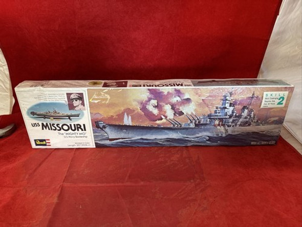 RESALE SHOP - Revell USS Missouri The Mighty MO U.S Navy Battleship Kit #H-301