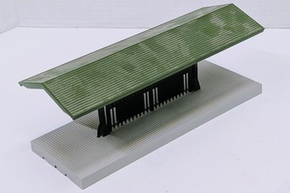 RESALE SHOP - MTH RailKing Illuminated Station Platform - Preowned