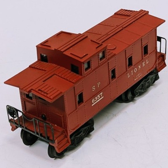 RESALE SHOP - Lionel Southern Pacific Caboose #6357 - Preowned