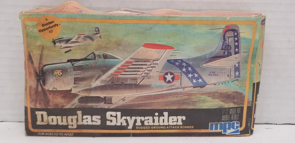 RESALE SHOP - MPC 1/72 Douglas Skyraider 1-4005