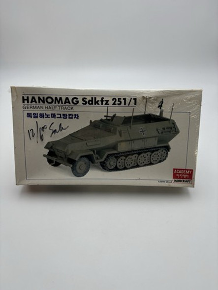 RESALE SHOP - Academy Minicraft Hanomag Sdkfz 251/1 WWII German Half Track 1/35 Scale