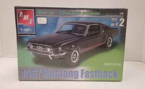RESALE SHOP - AMT/ERTL 1/25 1967 Mustang Fastback #31550