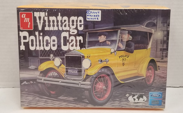 RESALE SHOP - AMT 1/25 Scale Vintage Police Car Replica of the 1927 Model "T" Ford 38679