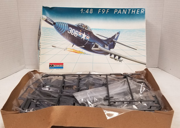RESALE SHOP - Monogram 1/48 F9F Panther #5456