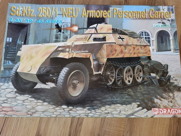 RESALE SHOP - Dragon 1:35 Scale Sd.Kfz. 250/1 NEU Armored Personnel Carrier Model Kit
