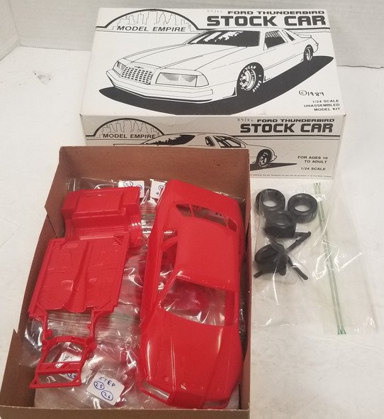 RESALE SHOP - Model Empire 1/24 Ford Thunderbird Stock Car 6182
