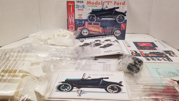 RESALE SHOP - AMT 1/25 1925 3 in 1 Model "T" Ford 626
