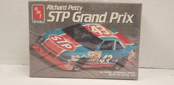 RESALE SHOP - AMT/ERTL 1/25 Richard Petty STP Grand Prix 6728