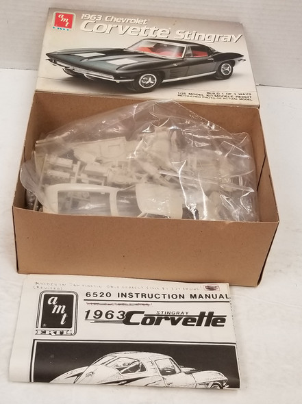 RESALE SHOP - AMT/ERTL 1/25 1963 Chevrolet Corvette Stingray #6520