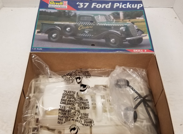 RESALE SHOP - Revell/Monogram 1/25 '37 Ford Pickup #85-7627