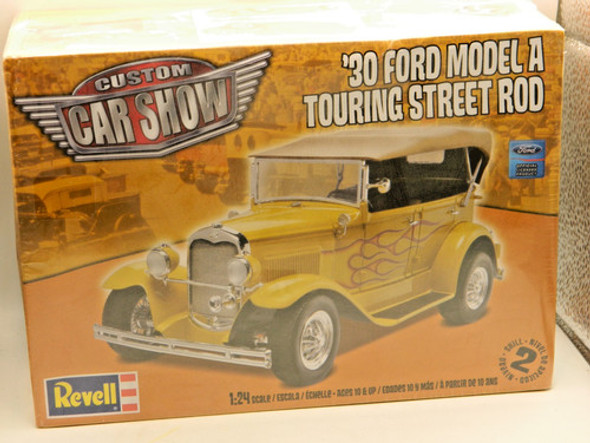 RESALE SHOP - REVELL `30 FORD MODEL A TOURING STREET ROD - 1/24 - Sk 2 - New Sealed Model Kit