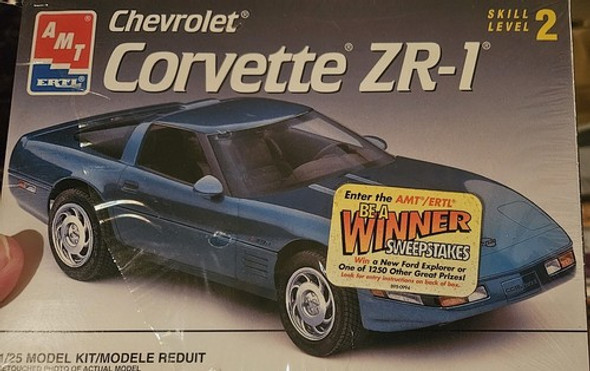RESALE SHOP - AMT ERTL #8609 1:25 scale 1993 Chevrolet Corvette ZR-1