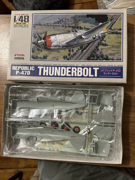 RESALE SHOP - ARII Republic P-47D Thunderbolt 1/48 #A337