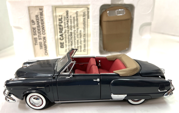RESALE SHOP - Danbury Mint 1:24 1950 Studebaker Champion Convertible - L/N