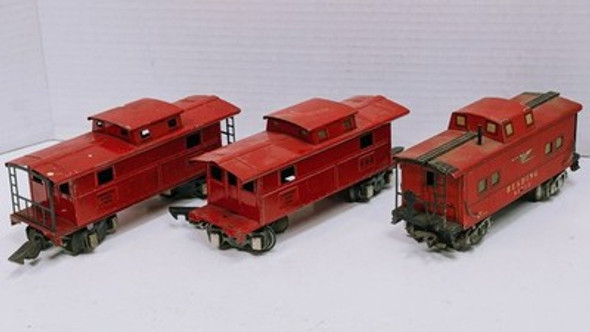 RESALE SHOP - Lot of 3 American Flyer/Marx Cabooses - Preowned